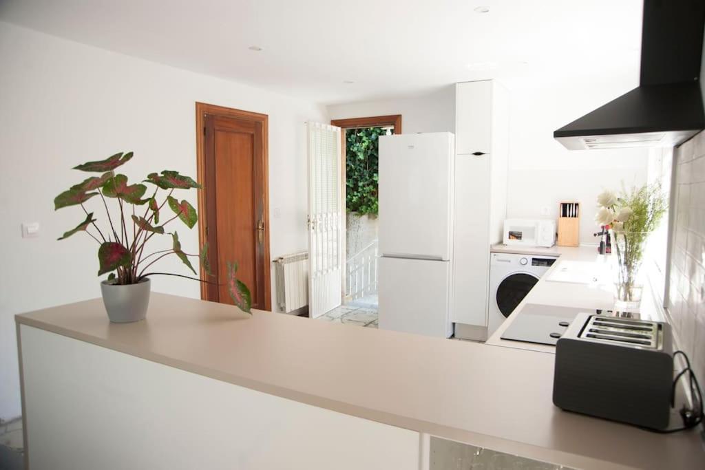 Casa Amplia, Confortable, Centrica By Prishomes Виго Экстерьер фото