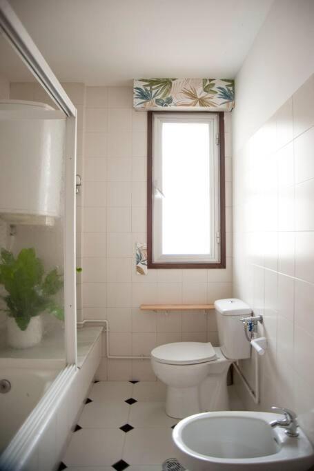 Casa Amplia, Confortable, Centrica By Prishomes Виго Экстерьер фото